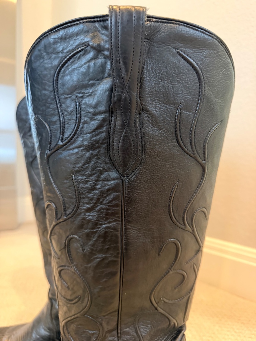 Lucchese Women's Black Cowboy Boots, Size 9 - Picture 4 of 7